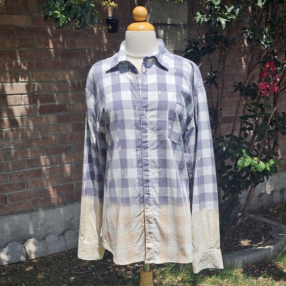 Southern Bliss Company bleached out paid shirt - Picture 2 of 7